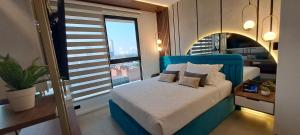 ¡Disfruta de tecnología y glamour!