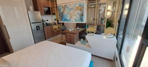 ¡Disfruta de tecnología y glamour!