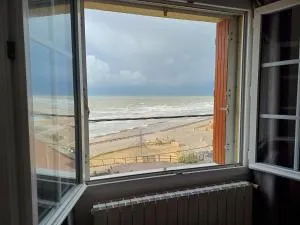 Au gré des marées 2 appartement face à la mer 2ème étage - Woignarue