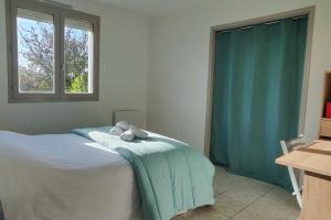 Maisons de vacances Pavillon 3 chambres avec piscine, Garat (16) : photos des chambres