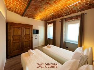 Dimora a Corte