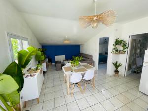 Maisons de vacances Petite maison du loubat avec jardin : photos des chambres