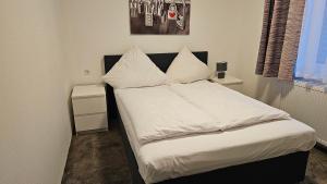 Economy Double Room room in Hotel Kölner Hof
