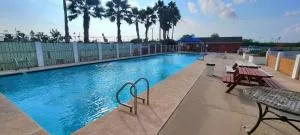 Oyster Cove - Port Isabel