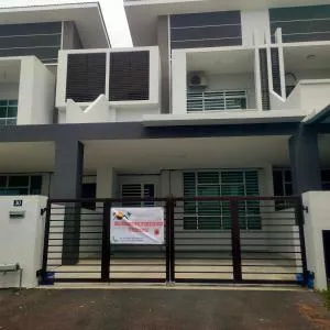 Homestay Firdausi Taiping Islam guest only - Kampong Batu Gelugor