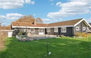 Beautiful Home In Samsø With Wifi - Sælvig