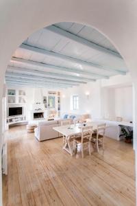 Azure Villa Paros