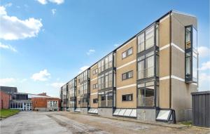 2 Bedroom Beautiful Apartment In Fanø