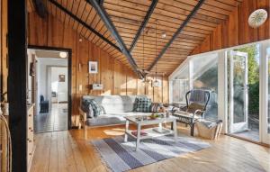 2 Bedroom Beautiful Home In Kalundborg