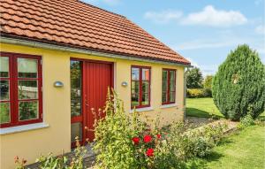 Lovely Home In Aabenraa With Kitchen