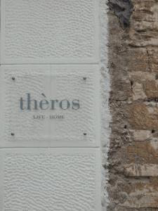 Thèros