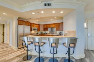 Emerald Grande Condo Beach, Marina and Ocean View