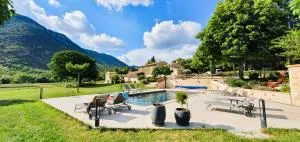 马斯德拉兰斯住宿加早餐旅馆 - Le Péage