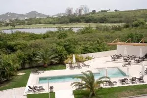 Emerald Apt at Maho Beach - Lowlands