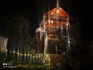 Tree House Jibhi The Hidden Cottage - Chachyot