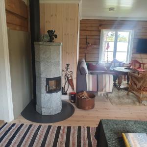 Brekkveien 81-meget sentral hytte,15 min å gå til Røros sentrum