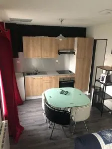 Maisonnette autonome - 泰尔地区罗谢福尔