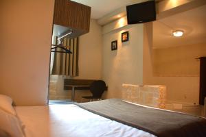 Hotels Hotel Le Floreal : photos des chambres