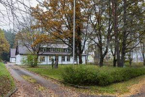 Pikasilla Puhke- ja Koolitusmaja