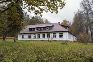 Pikasilla Puhke- ja Koolitusmaja