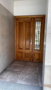 Loano I - Confort Moderno en Primer Piso con acceso por escalera!