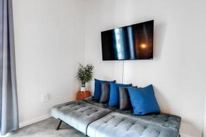 Super convenient 1br apartment in Downtown 4 p 1708