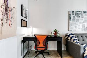 Super convenient 1br apartment in Downtown 4 p 1708