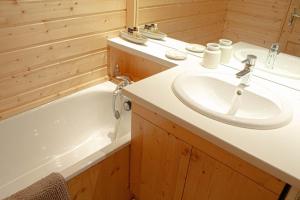 CosyfamilialeFront de neige