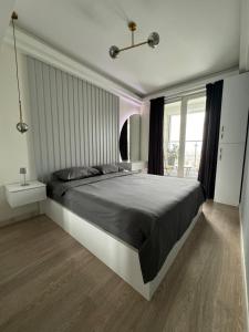 Skyline Retreat Apartment at Sky Towers with Spa and Fitness Access