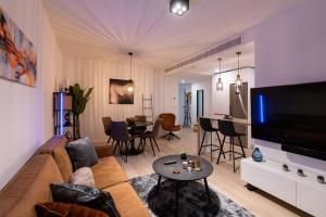 One80 Residences New Modern Apartment with amazing sea view to Gibraltar & Africa