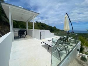 AYLA D - lovely Ocean view Studio in Flamingo