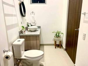 Lapa Living Modern Home own pool (LL#01)