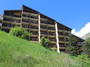 Appartements Duplex 3 pieces cabine 8 pers, pied des pistes a Auris en Oisans - FR-1-297-337 : photos des chambres