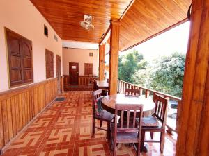 phoulisack guesthouse