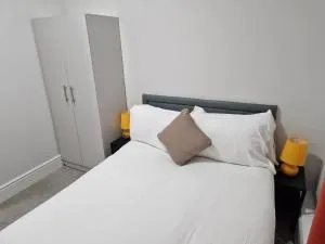 Birtley's Amethyst 3 bedroom Apt sleeps 6 Guest - 华盛顿