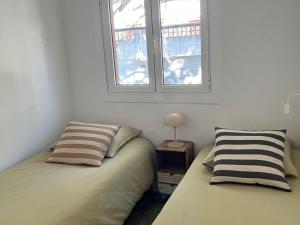 Apt 2ch avec terrasse face a la mer, parking inclus