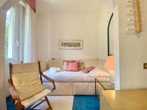 WELCOME RIVIERA-Paradiso 12-PARKING 2,25 METERS WIDE-vista mare stupenda-balcone con vista meravigliosa-terrazza sovrastante di 70 mq esterna-