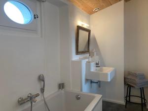Hotels Hotel Le Senechal : photos des chambres