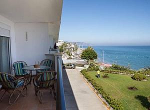 Apartamento en NERJA. Primera línea de playa