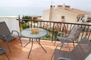 Apartamento en NERJA. Primera línea de playa