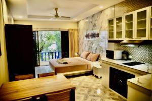 The Club Inn - Kamala Beach