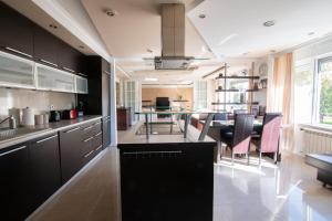 Sweet House Parlament Lux