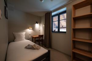 Hotels Hotel du DOMAINE SAINT LOUP : photos des chambres