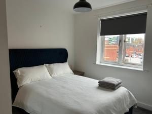 Stafford 2 Bedroom Apartment in Prime Location with Secure Parking