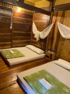 Hong Gam Homestay - Ba Be Lake - Coc Pouc