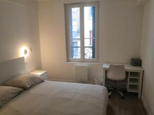Appartements 2P entierement refait a neuf, quartier historique, entre seine et cathedrale : photos des chambres