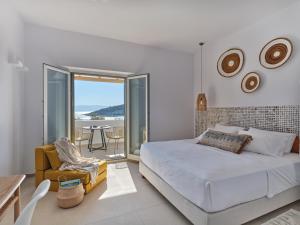 Private Luxury Scarlet beachfront villa, Molos, Paros