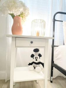 Five-Bedroom House room in Free Water Park on Disney Delight
