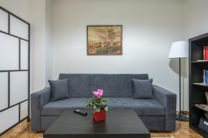 Athens Apartment 5-min to Metaxourgeio Metro