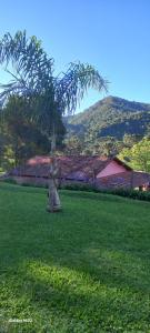 chales 03 canário fogo